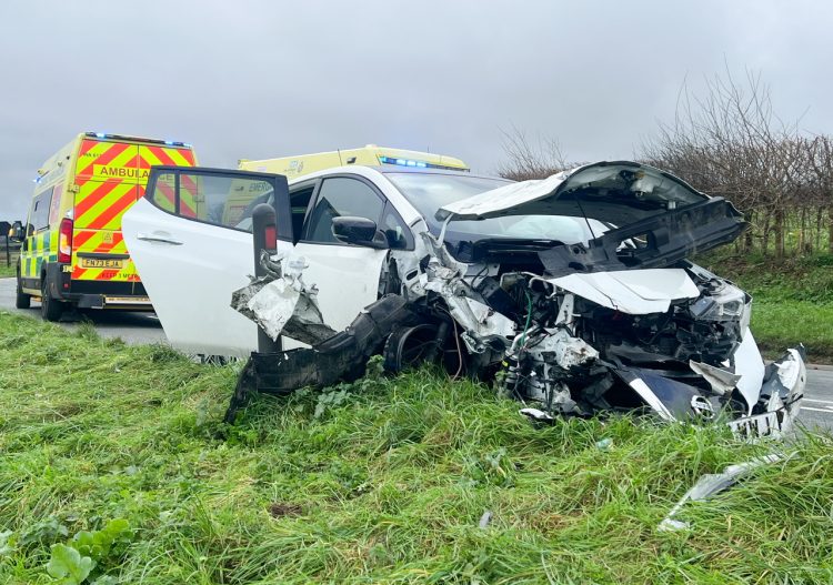 UPDATED: 3-CAR SMASH NEAR ARRETON CLOSES MAIN ROAD