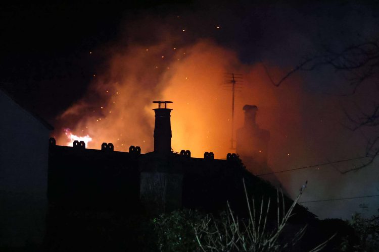 UPDATED: LARGE FIRE BREAKS OUT AT RESIDENTIAL ADDRESS IN RYDE