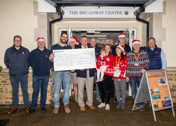FUN FILLED FUNDRAISER HELD AT SANDOWN’S BROADWAY CENTRE