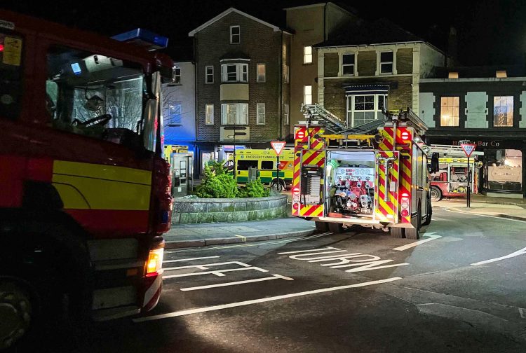 FIRE IN FLAT ABOVE TOWN CENTRE SHOP TACKLED IN VENTNOR