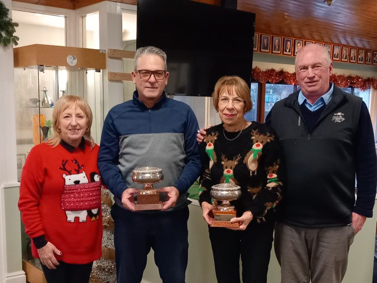 JULIE MILLER AND SHAUN MALLON VICTORIOUS IN XMAS MIXED FOURSOMES