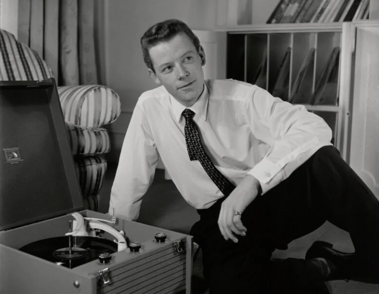 100 YEARS OF ISLE OF WIGHT MUSICIANS – FROM ORGANIST EDWIN LAMARE TO WET LEG