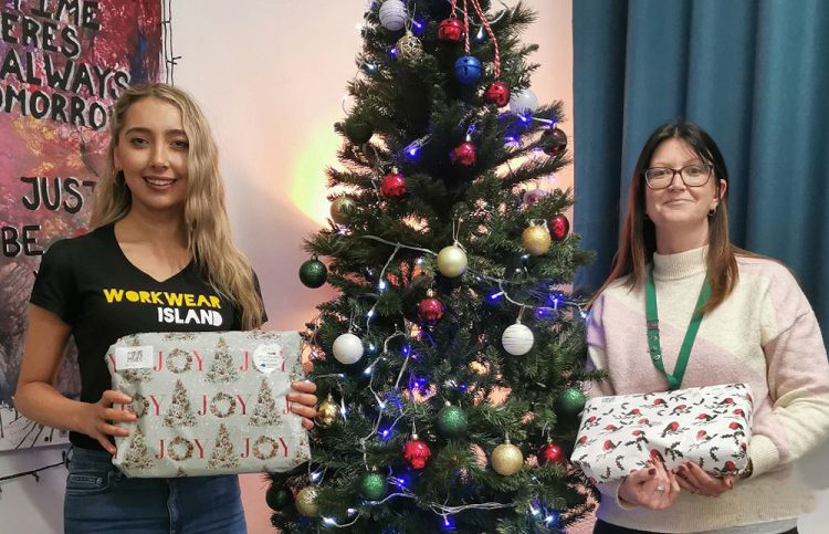 COUNCIL SUPPORTS LOCAL BUSINESS OWNER’S ‘HOODIES FOR HOMELESS’ CAMPAIGN