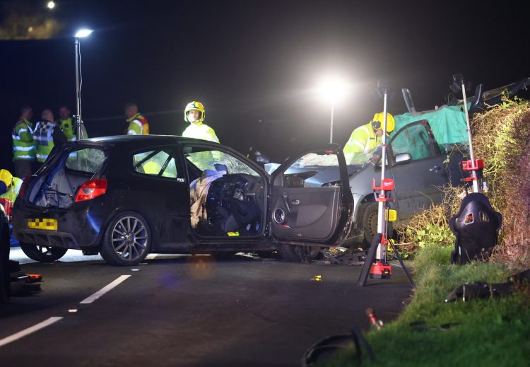 UPDATED: DRIVERS TRAPPED IN NEW YEARS EVE HEAD-ON CRASH NEAR BEMBRIDGE