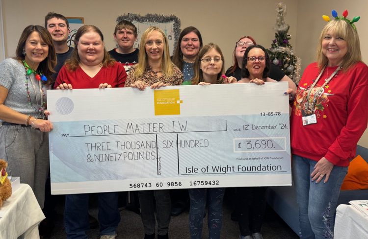 ISLAND ROADS GIVES CHRISTMAS GIFT TO 4 ISLE OF WIGHT CHARITIES