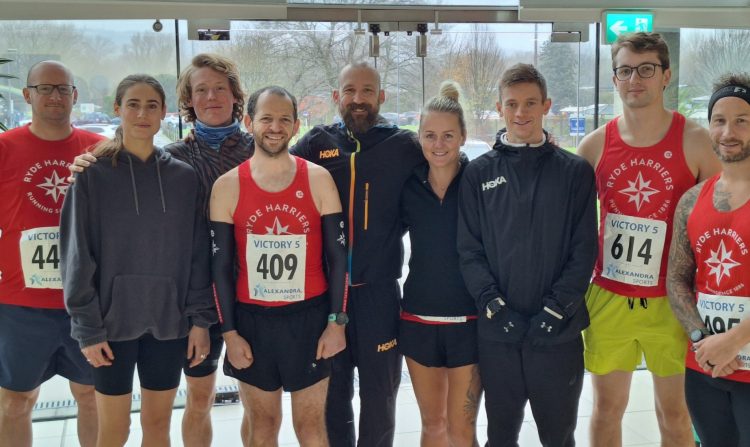 RYDE HARRIERS TEAM TAKE 3RD SPOT IN VICTORY 5-MILE RACE