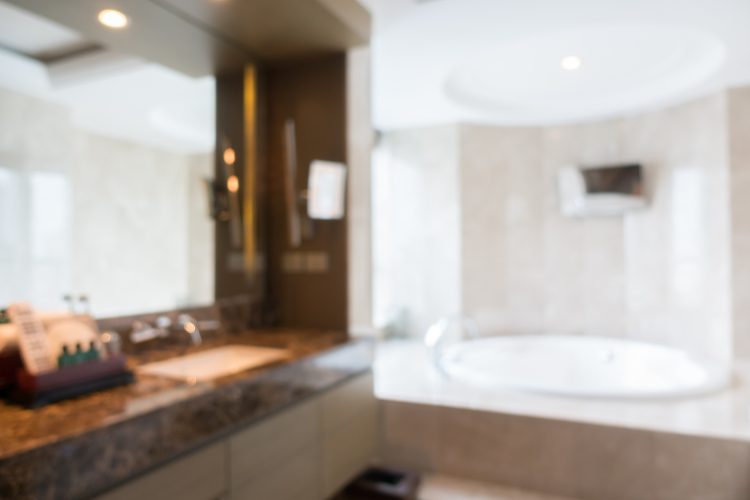 6 TIPS TO TURN YOUR BATHROOM INTO A RELAXATION HAVEN