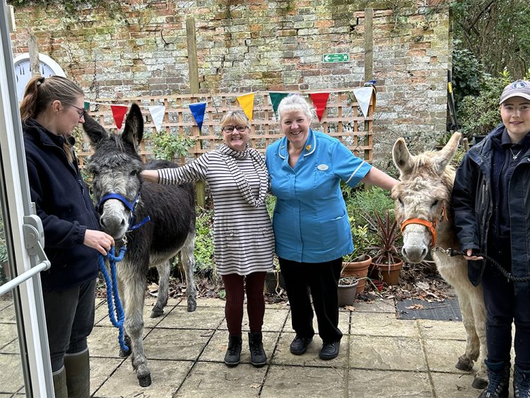 DONKEY DELIGHT AS HAZEL LODGE RESIDENTS ENJOY A SPECIAL VISIT