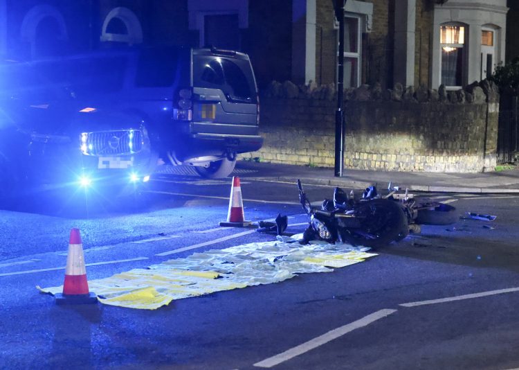 MOTORCYCLIST KNOCKED OFF BIKE IN COLLISION WITH 4X4 AT SWANMORE