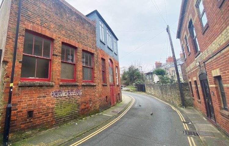 PLANS SUBMITTED FOR NEW 3 STUDIO FLATS IN THE HEART OF RYDE