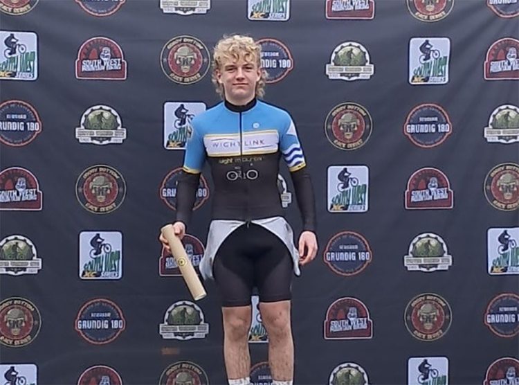 YOUNG RIDER ALFIE HAYDON TRAVELS TO PLYMOUTH IN LATEST ‘SOGGY BOTTOM’ ROUND