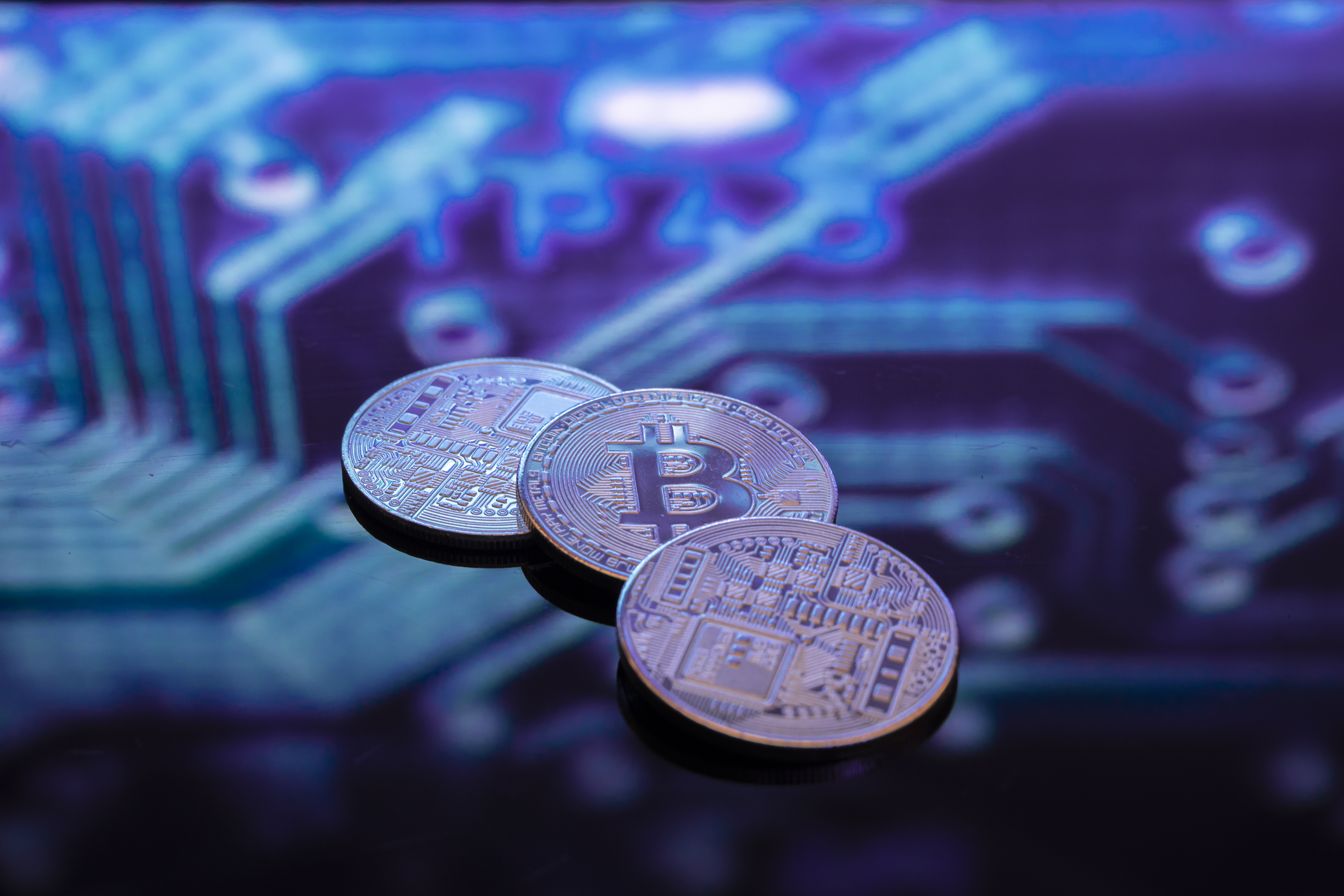 ALGORITHMIC CRYPTO TRADING: STRATEGIES & TECHNIQUES