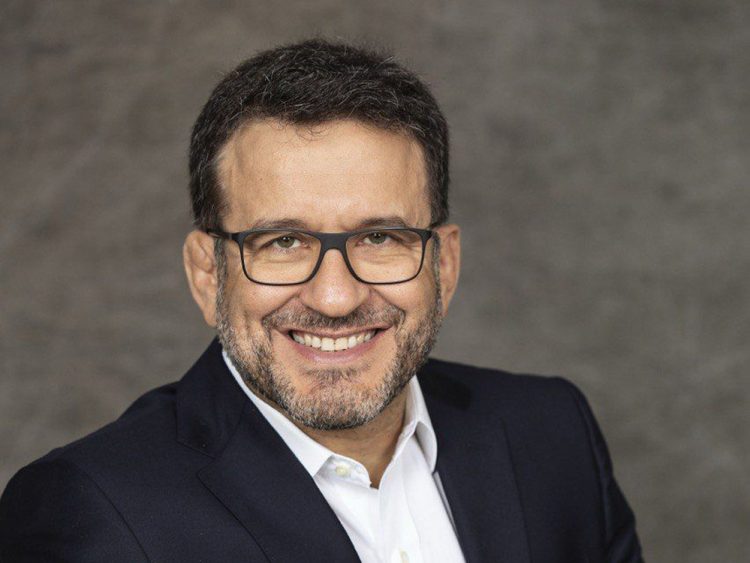 ARTHUR MARIO PINHEIRO MACHADO BIOGRAPHY: FROM BUSINESS TO COMMUNITY DEVELOPMENT