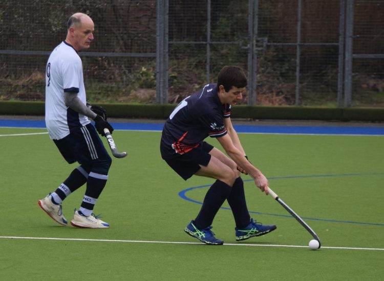 SMALLBROOK STRONGHOLD – MEN AND WOMEN TAKE HOME HOCKEY VICTORIES