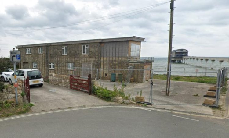 OPINION SPLIT OVER PROPOSAL TO BUILD NEW SEAFRONT CAFE IN BEMBRIDGE