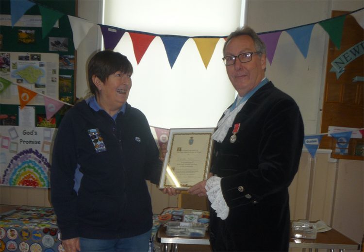 HIGH SHERIFF AWARD FOR LINDA AS GIRLGUIDES COME TOGETHER TO CELEBRATE WORLD THINKING DAY