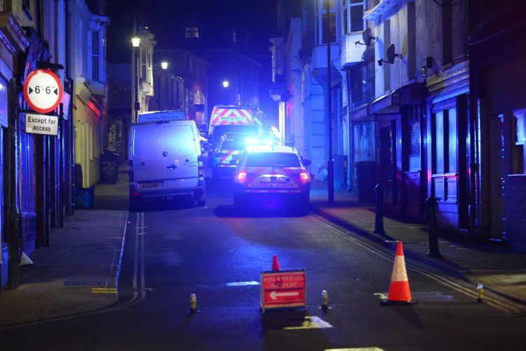 UPDATED: AIR AMBULANCE MEDICS JOIN RESPONSE TO EMERGENCY IN RYDE HIGH STREET