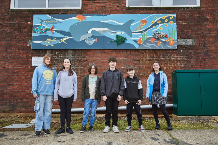 ARTS LAB UNVEILS ‘SAVE OUR FUTURE’ MURAL ON SKATES WALL