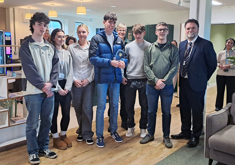 COWES SIXTH FORM STUDENTS TRIUMPH IN ISLAND-WIDE RESILIENCE CHALLENGE