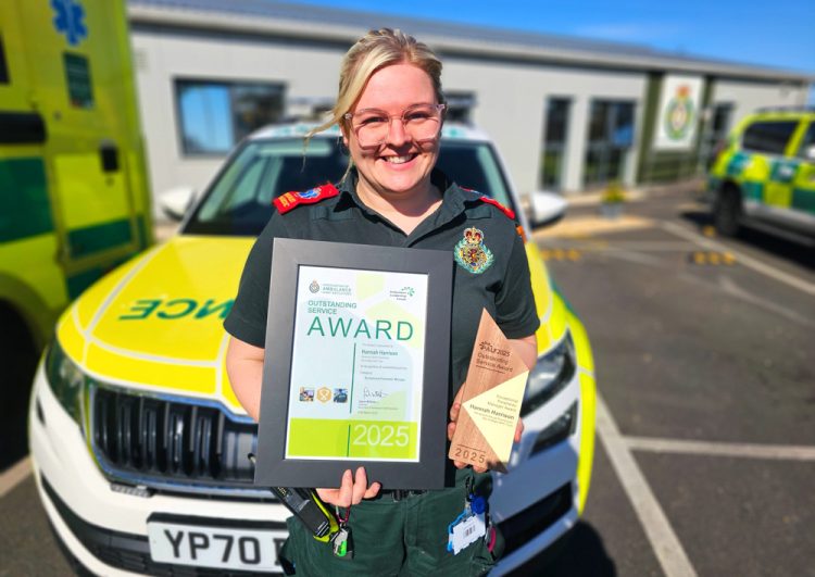 ISLE OF WIGHT PARAMEDIC RECOGNISED WITH NATIONAL AMBULANCE AWARD