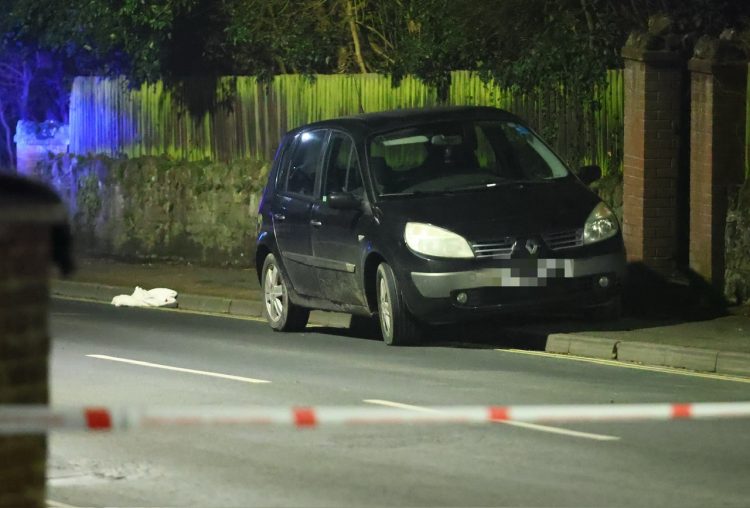 SERIOUS COLLISION FORCES CLOSURE OF MAIN ROAD AT WOOTTON