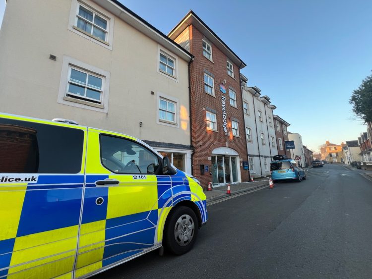 ‘SERIOUS ASSAULT’ SEES TRAVELODGE ENTRANCE CORDONED OFF