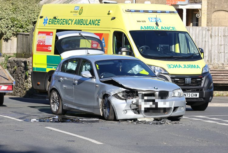 UPDATED: 2-CAR CRASH BLOCKS NEWPORT’S THE MALL