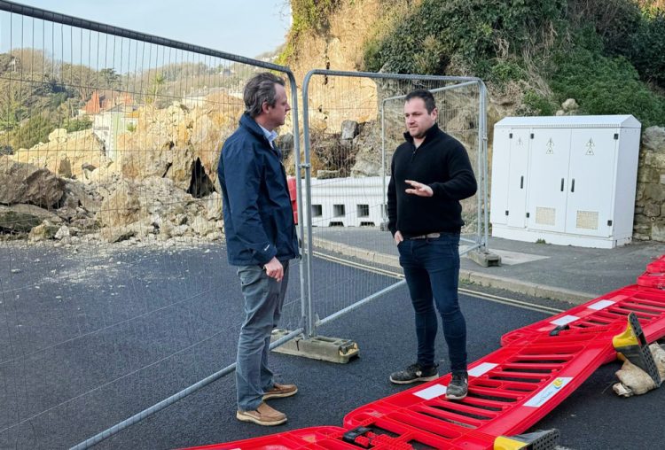 EAST WIGHT MP CALLS ON COUNCIL TO TAKE VENTNOR’S FUTURE SERIOUSLY