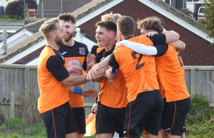 PHOTOS: BINSTEAD DESPERATELY UNLUCKY TO SUFFER LAST-GASP DEFEAT AGAINST SHANKLIN