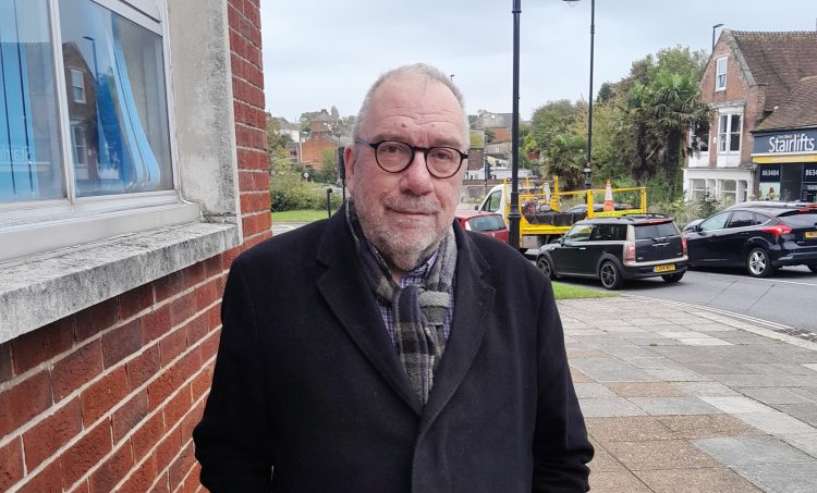 TRADE UNIONIST REQUESTS CABINET WITHDRAW SCHOOL CLOSURE PLANS