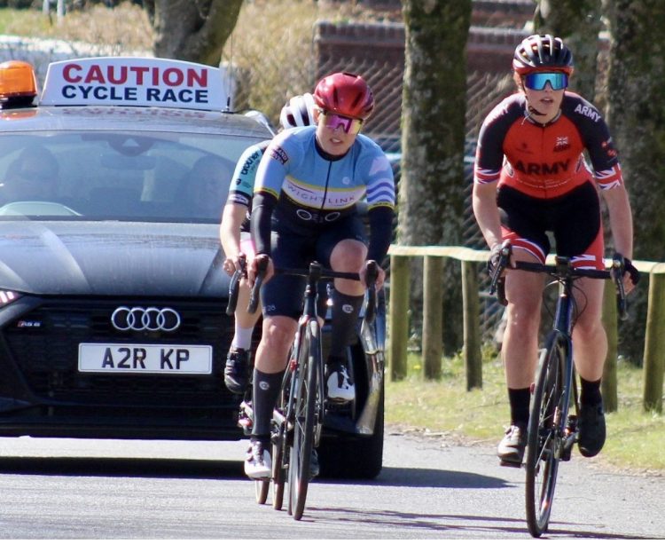 CREDITABLE FINISH FOR CHARIS JONES IN WOMEN’S NAT B KENNEL HILL CLASSIC