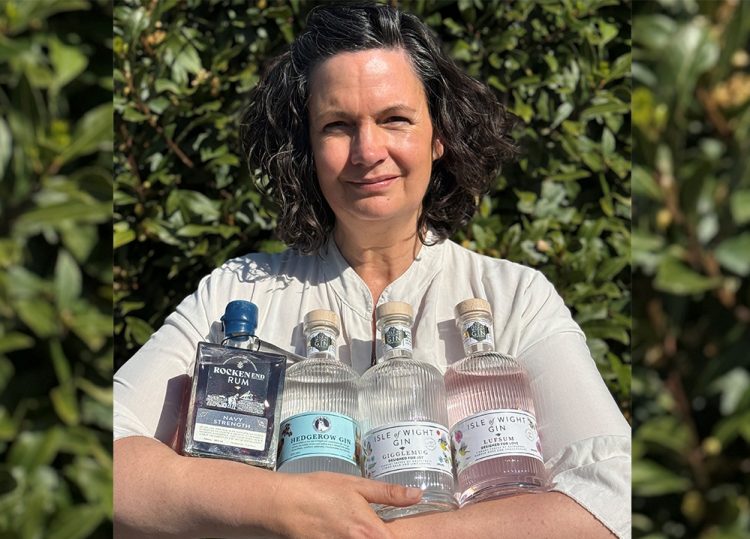 ISLE OF WIGHT GIN COMPANY CELEBRATES INTERNATIONAL SUCCESS AT LONDON SPIRITS COMPETITION