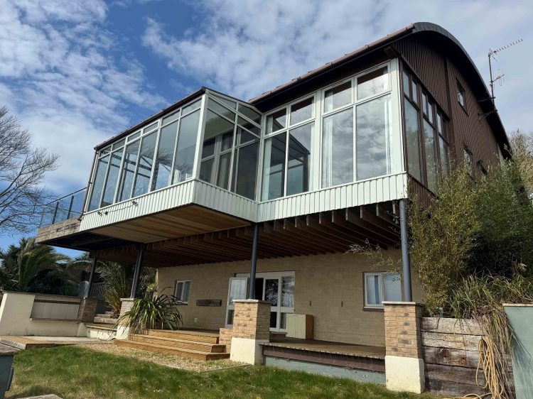DARLING BIDS OF MAY! LOTS REVEALED FOR LATEST CLIVE EMSON PROPERTY AUCTION