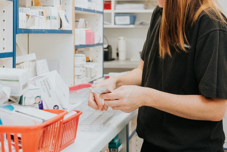 PHARMACY OPENING HOURS CONFIRMED FOR THE EASTER BANK HOLIDAY WEEKEND