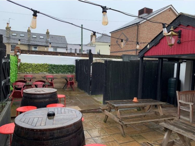 PAINTERS ARMS GIVEN GREEN LIGHT FOR BEER GARDEN CATERING TRAILER