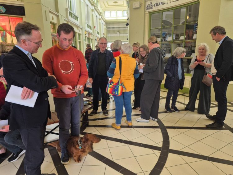 MP HOSTS FIRST RYDE BUSINESS FORUM DROP-IN EVENT