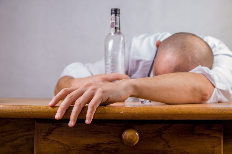 HOW TO OVERCOME A SERIOUS ALCOHOL PROBLEM: A FULL GUIDE