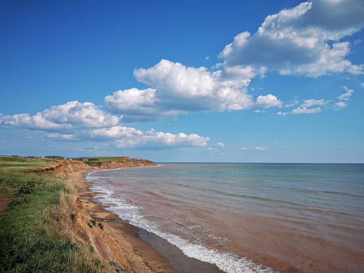 HOW TO ENJOY THE ISLE OF WIGHT ON A BUDGET: AFFORDABLE TRAVEL TIPS