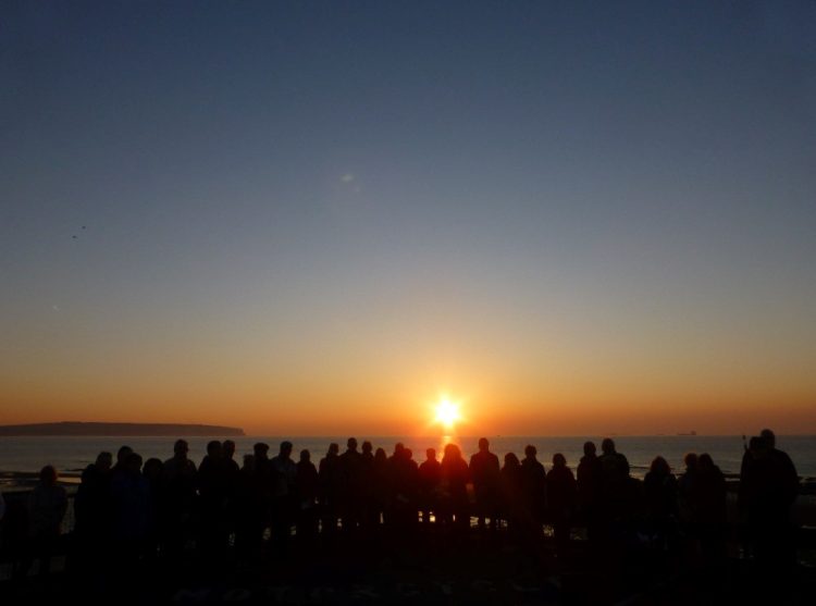 SHANKLIN TO MARK EASTER WEEKEND WITH WALK OF WITNESS AND SUNRISE CELEBRATION
