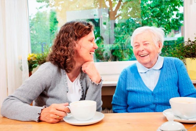 RYDE’S AGE UK SHOP CALLS FOR LOCAL SUPPORT AS PART OF VOLUNTEERS WEEK 2025