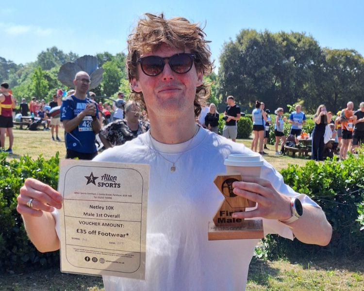 NEWNHAM STORMS TO VICTORY AS RYDE HARRIERS SHINE IN NETLEY 10K