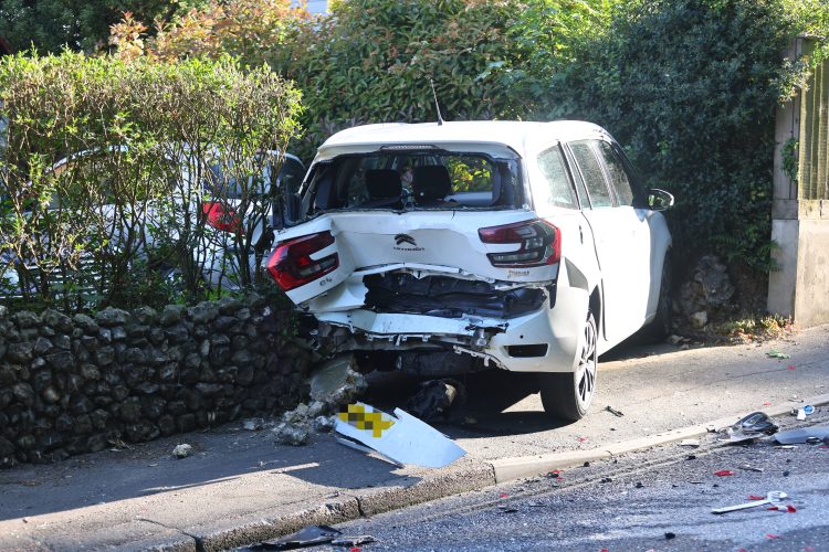 UPDATED: BLINDING SUNLIGHT RESULTS IN CAR BEING SHUNTED THROUGH WALL IN NEWPORT