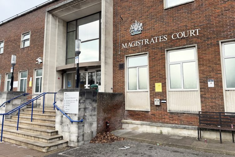 15 WEEKS IN PRISON FOR EAST COWES MAN WHO TARGETED POLICE CHIEF WITH ABUSE