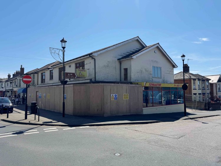 GOING ONCE, GOING TWICE! 21 ISLAND PROPERTIES UNDER THE HAMMER IN JUNE