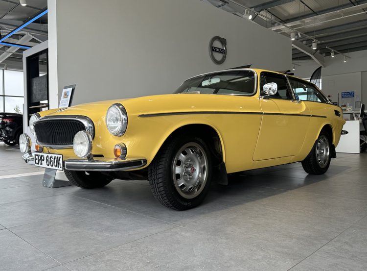 VAN MOSSEL PUTS CLASSIC VOLVO P1800 ES ON THE MARKET WITH CHARITY PLEDGE