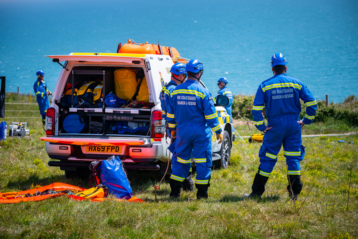 MYSTERY OBJECT SPARKS FULL COASTGUARD RESPONSE AT CULVER CLIFF