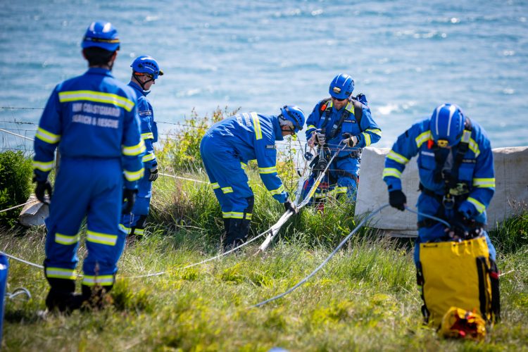 UPDATED: MYSTERY OBJECT SPARKS FULL COASTGUARD RESPONSE AT CULVER CLIFF