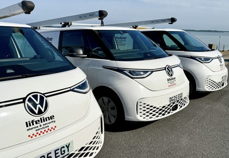 LIFELINE BOOSTS FLEET WITH 3 NEW ELECTRIC VW ID BUZZ VEHICLES