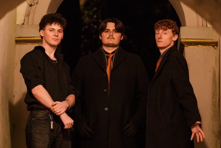 FIVE DEGREES NORTH ANNOUNCE NEW SINGLE AHEAD OF ISLE OF WIGHT FESTIVAL APPEARANCE