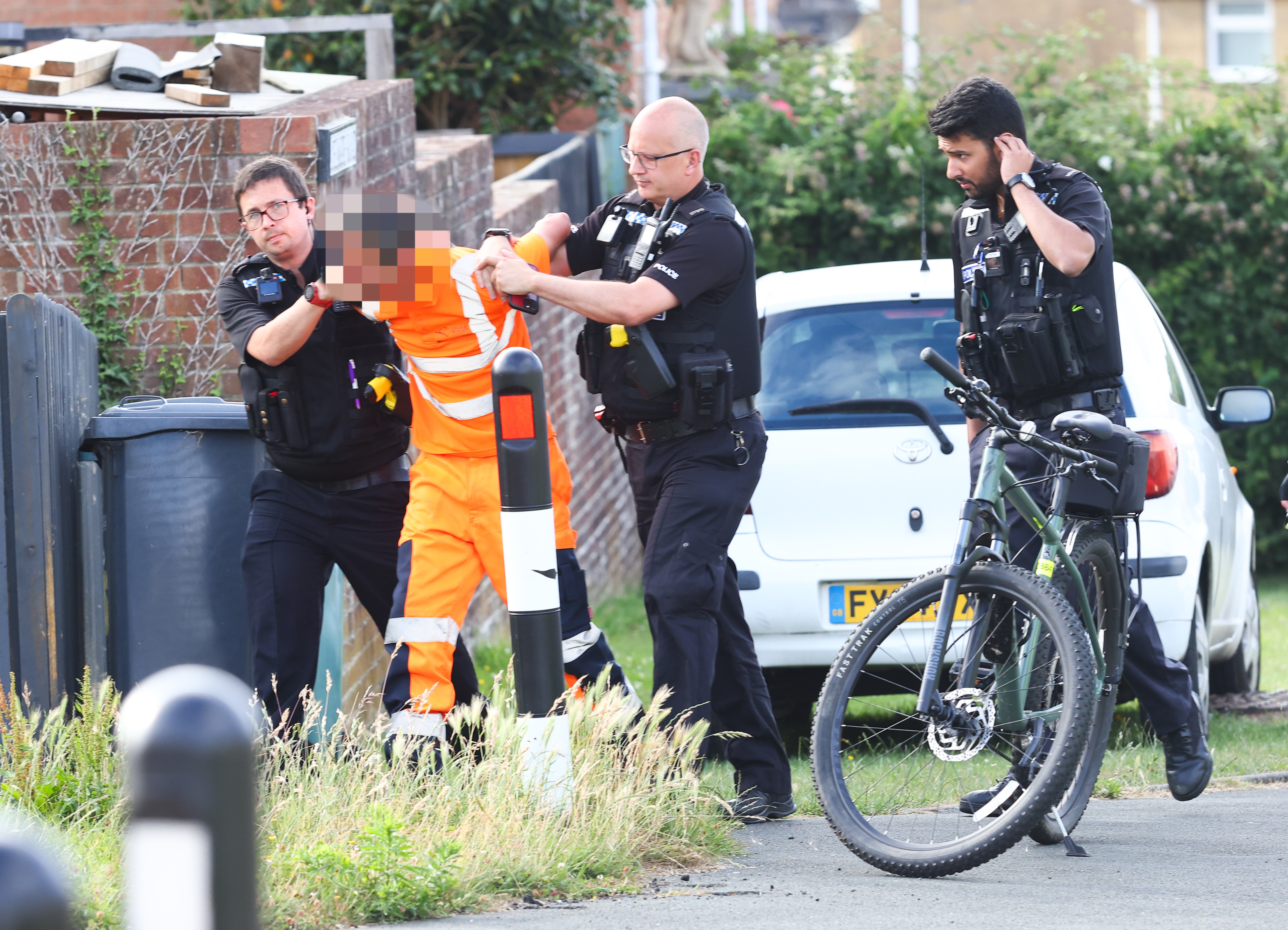 MAN IN THE CELLS AFTER ASSAULT AT BINSTEAD ADDRESS